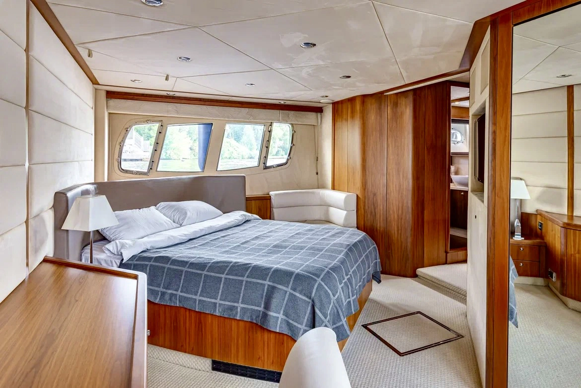 Аренда яхты Sunseeker 70 «Pallada» image- 26